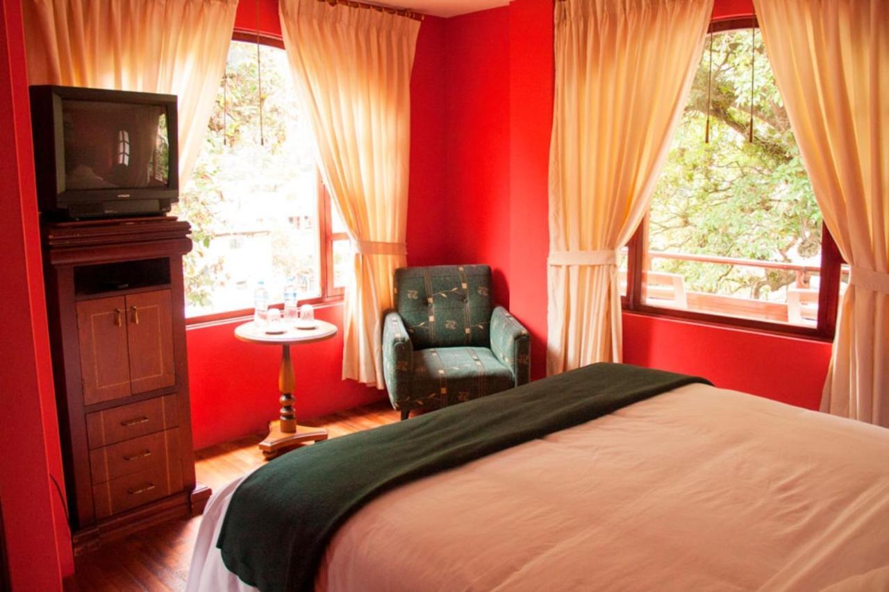 El Pedron Hotel バーニョス エクステリア 写真