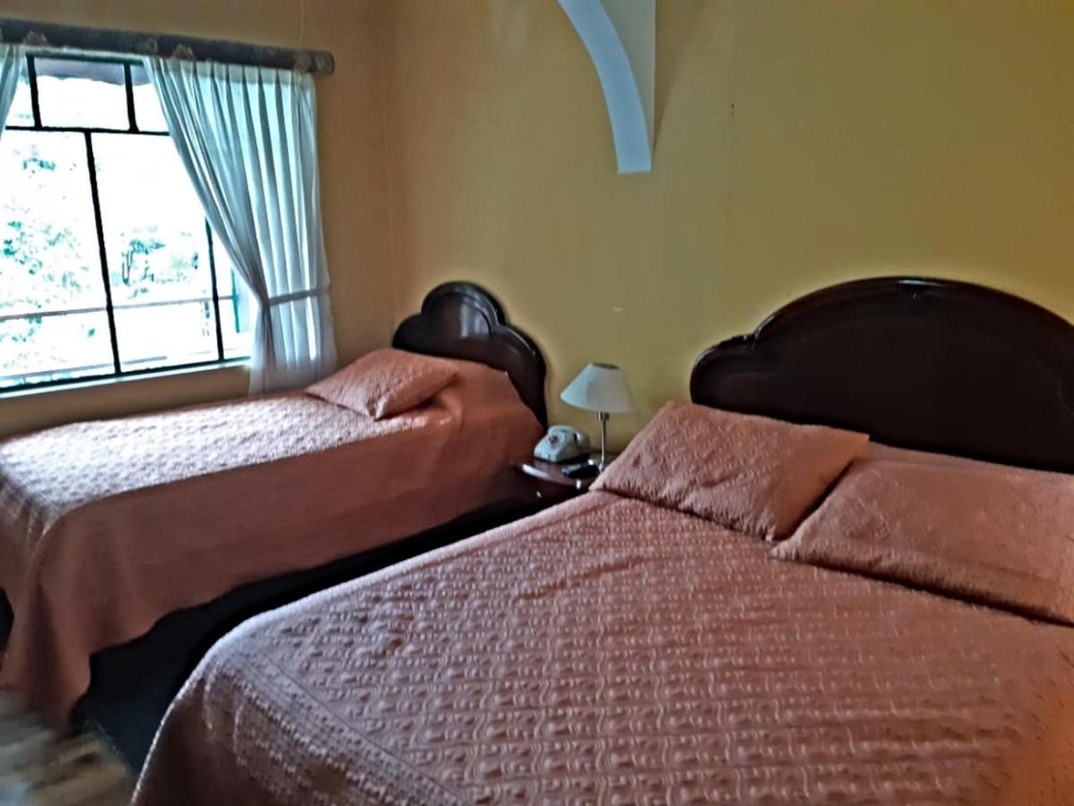 El Pedron Hotel バーニョス エクステリア 写真