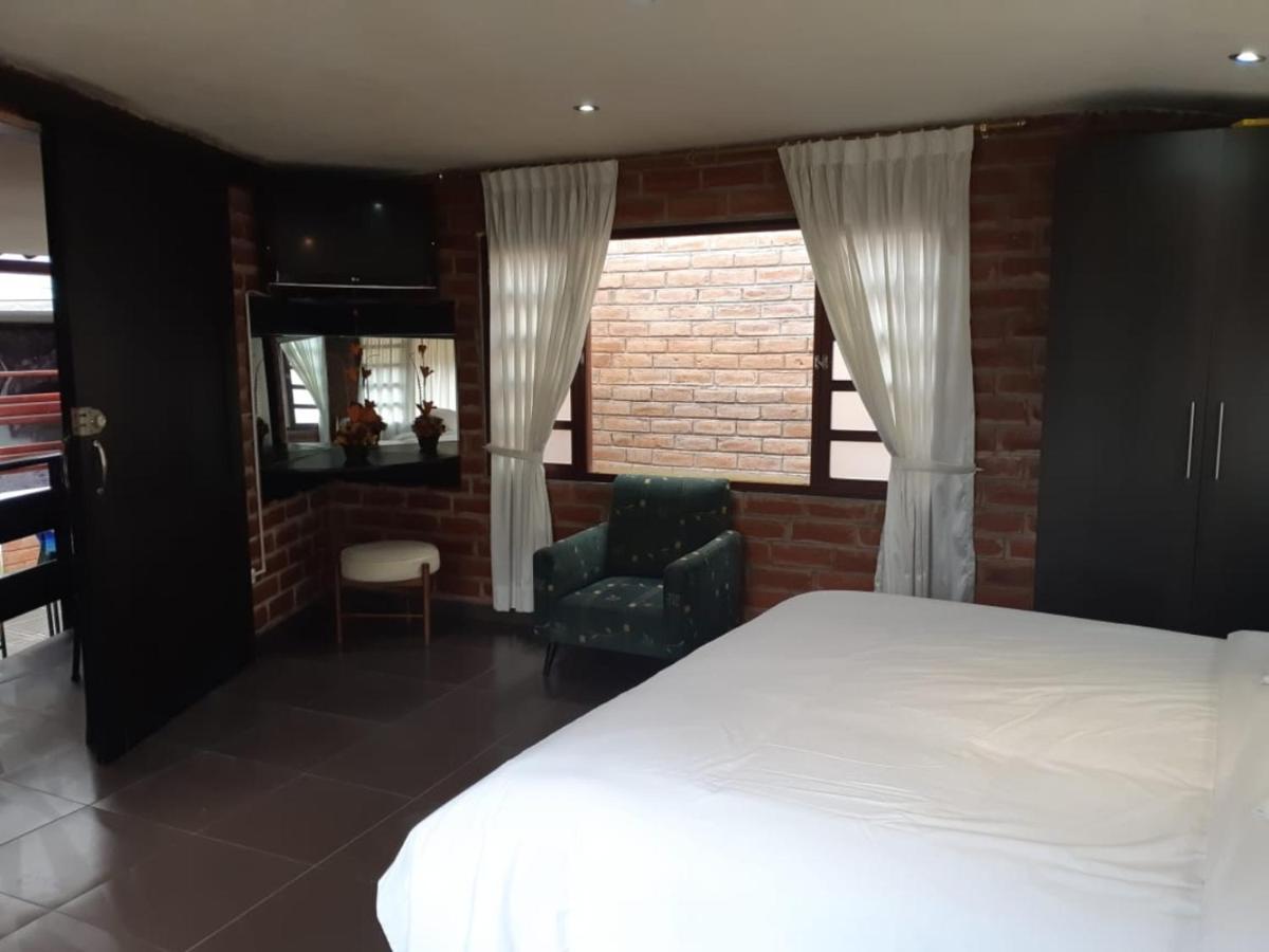 El Pedron Hotel バーニョス エクステリア 写真