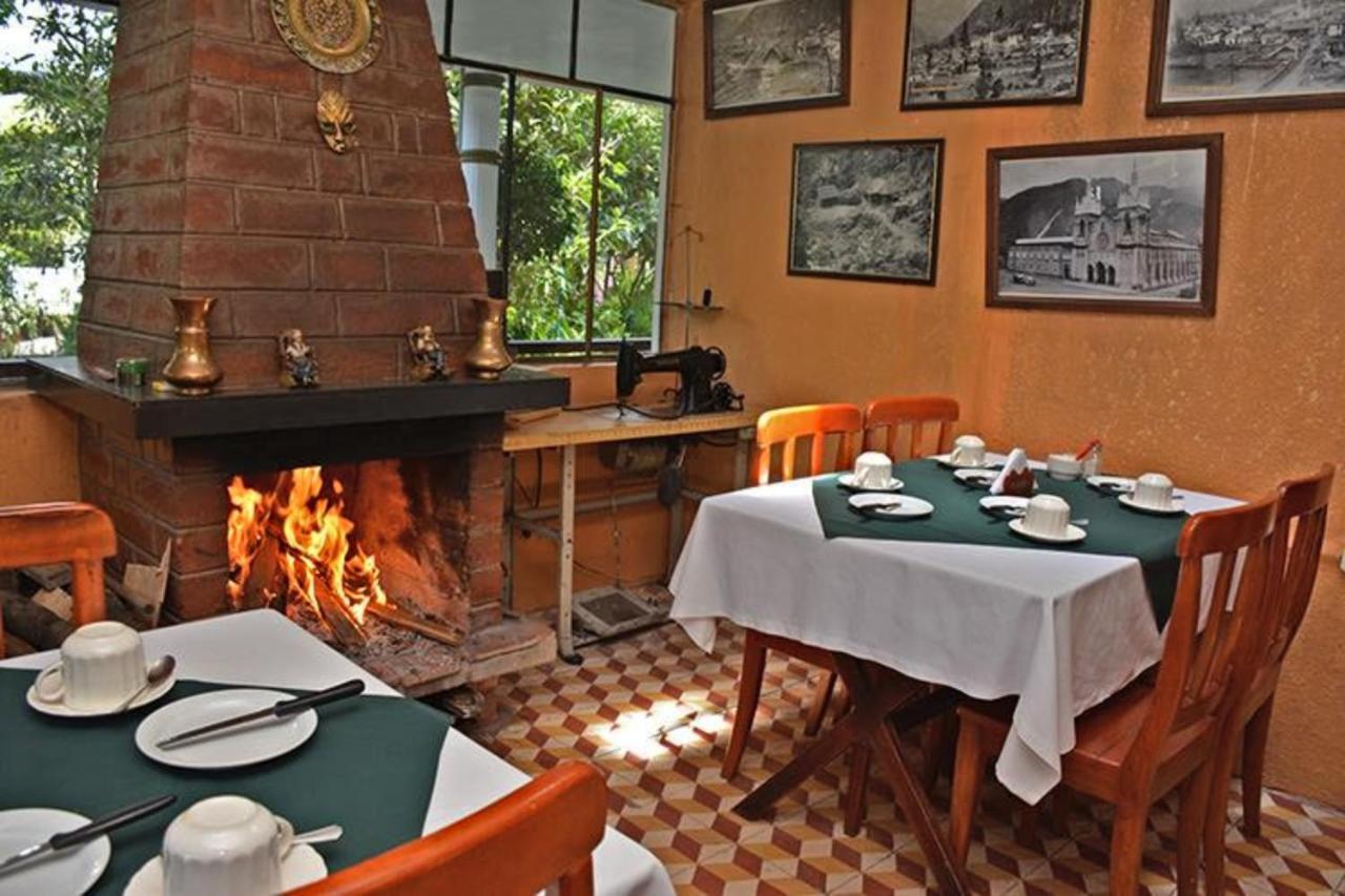 El Pedron Hotel バーニョス エクステリア 写真